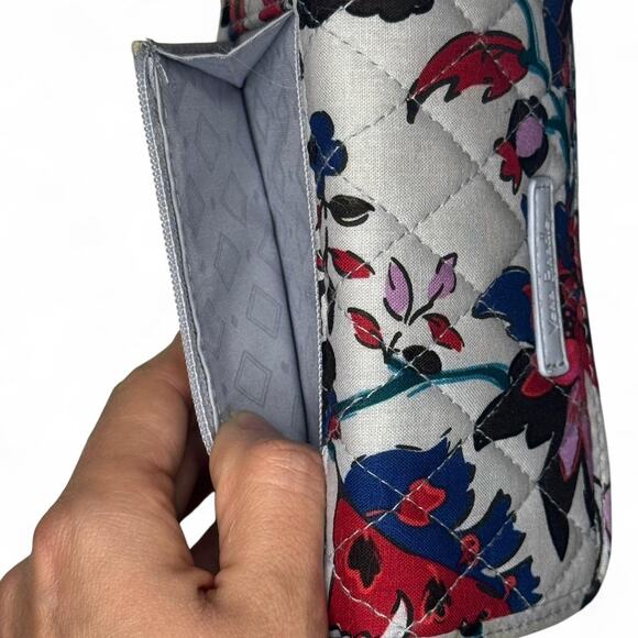 Vera Bradley quilted floral print wallet - Picture 6 of 8